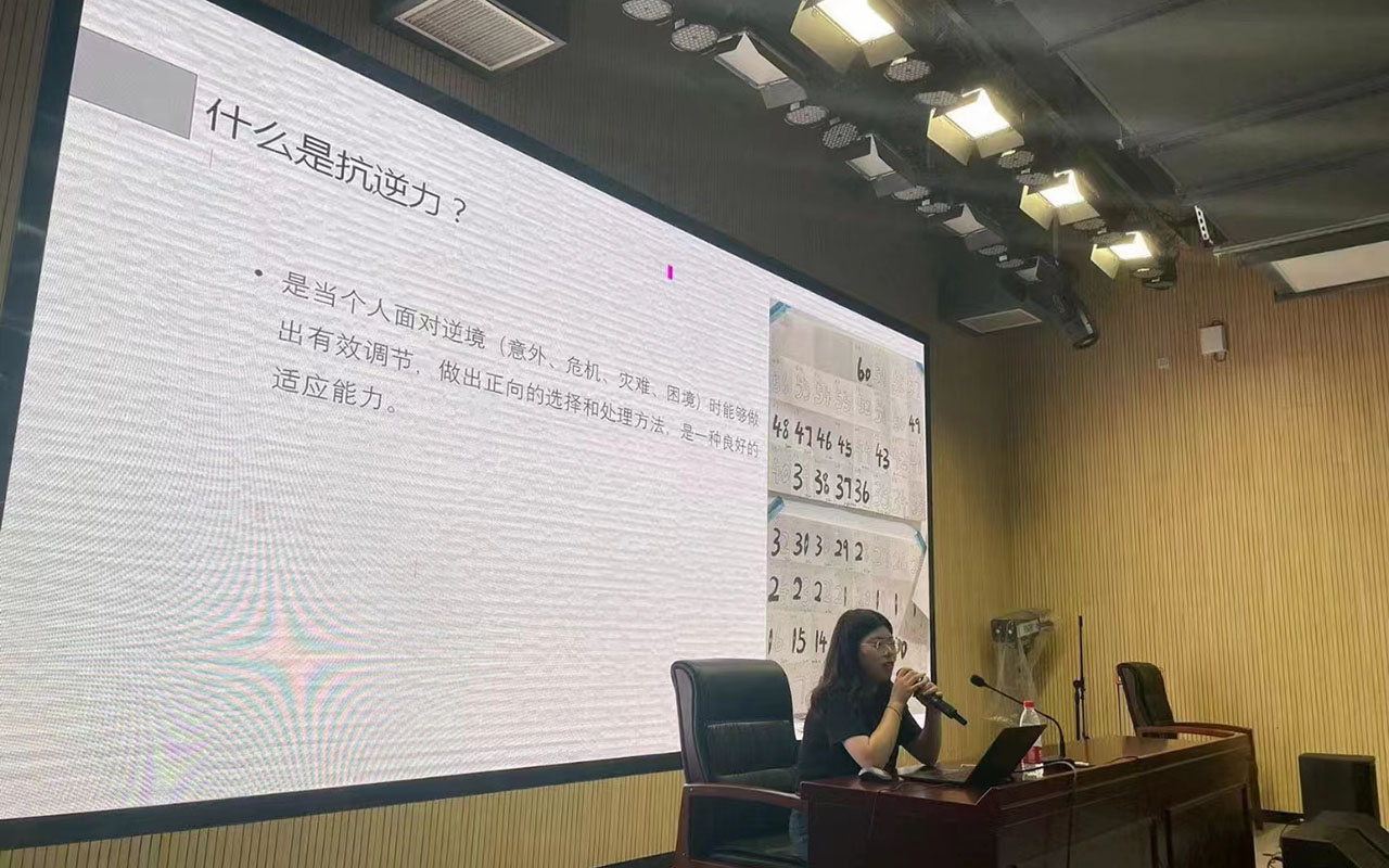 珲春董玉娣中学